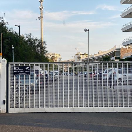 Cannes Croisette &Palm Beach,Parking Exterior photo